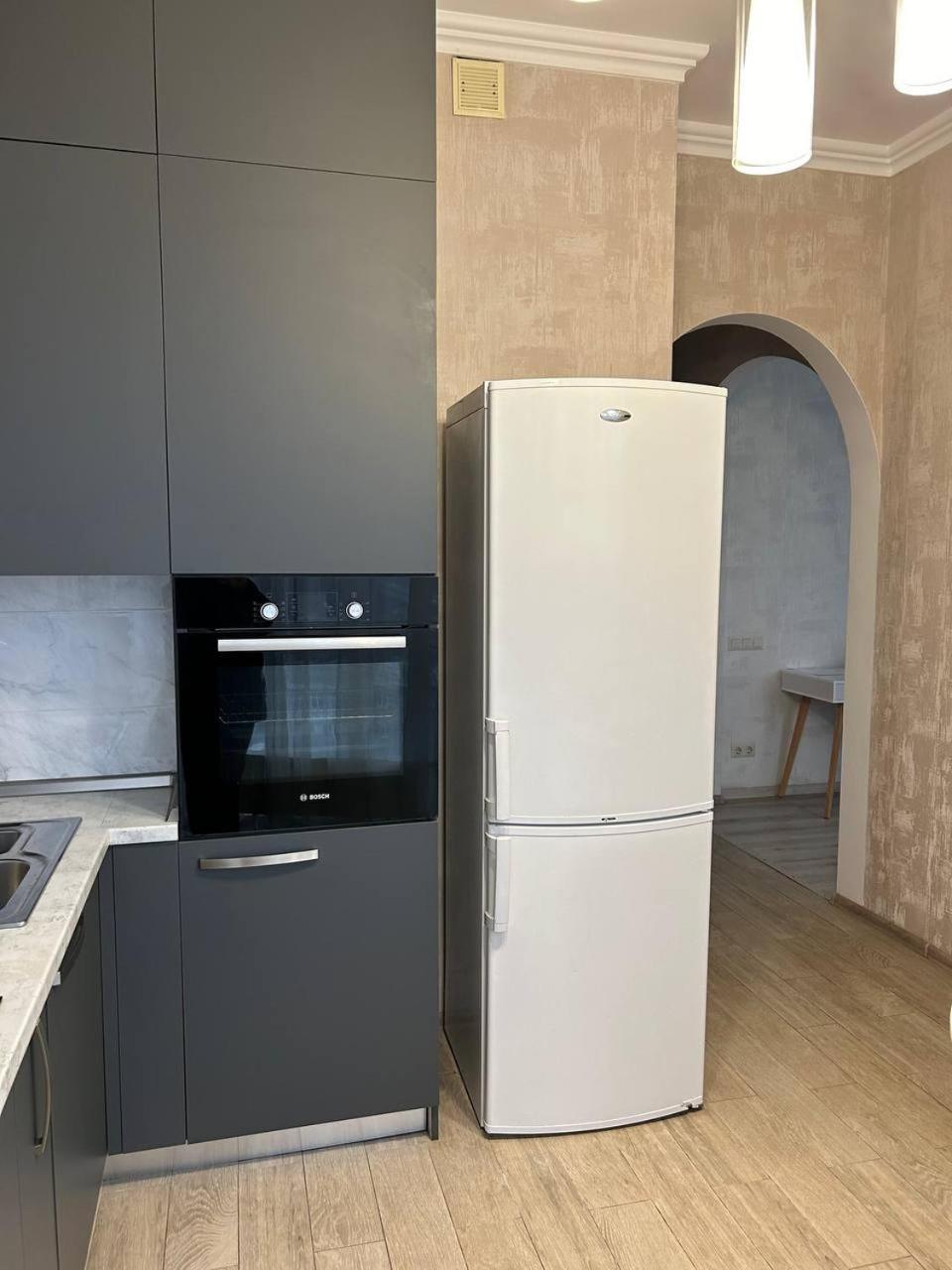 Apart Assistant On Smart Plaza Kiev Exteriör bild